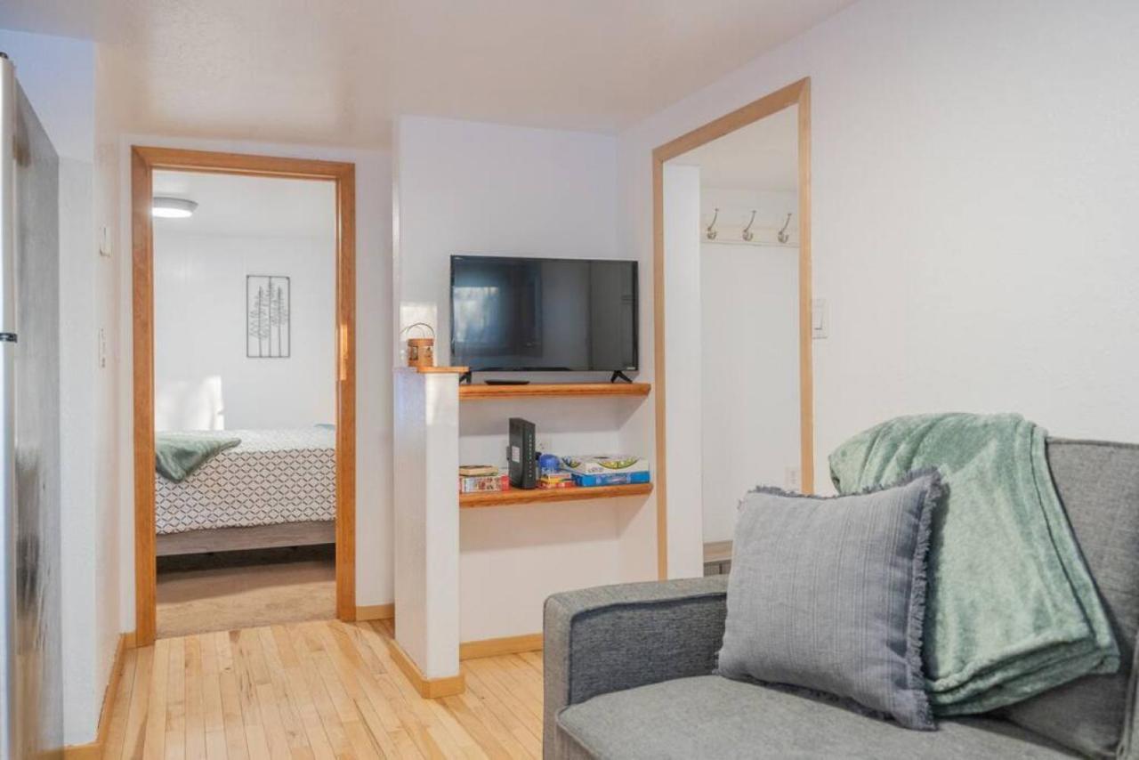 The Little Airport Getaway Villa Fairbanks Exterior photo